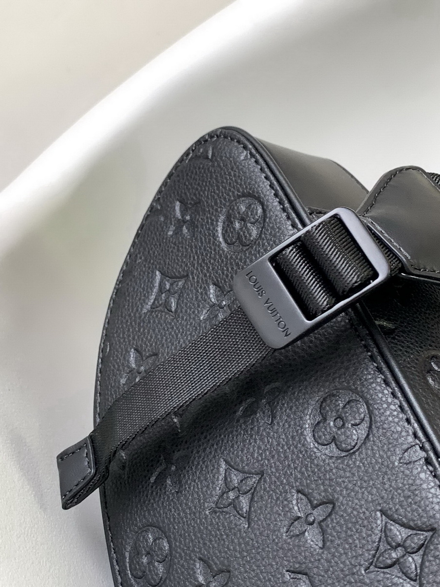 LV Backpack(AAA)-191