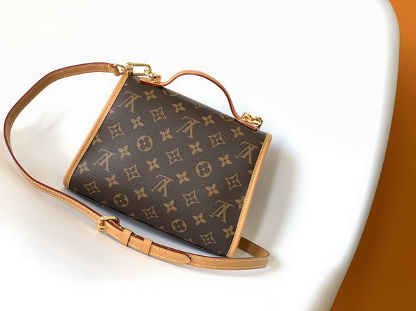 LV Bag-NFC(AAA)-074