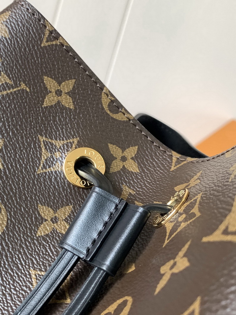LV Bag-NFC(AAA)-132