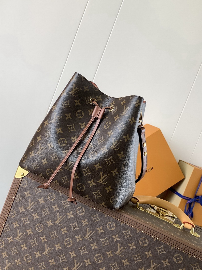 LV Bag-NFC(AAA)-134