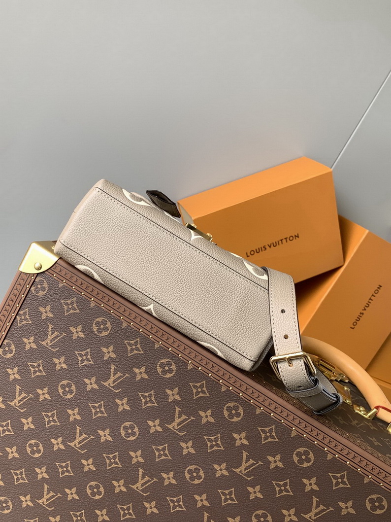 LV Bag-NFC(AAA)-551