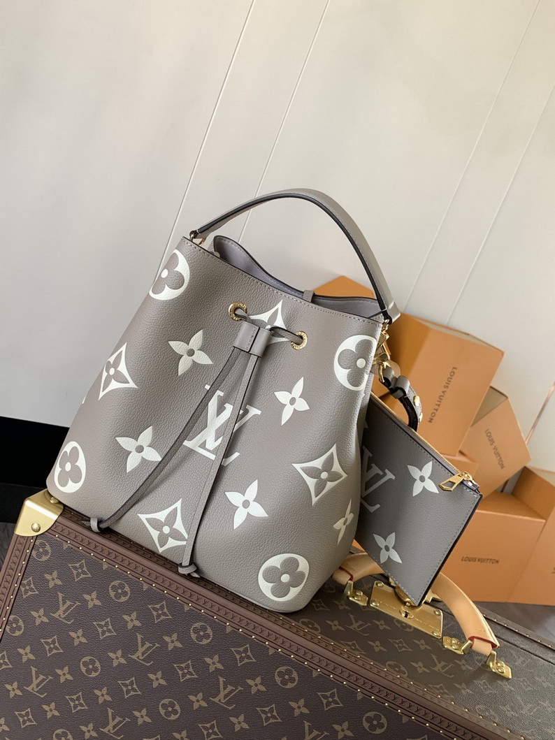 LV Bag-NFC(AAA)-620