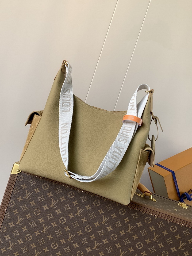 LV Bag-NFC(AAA)-692