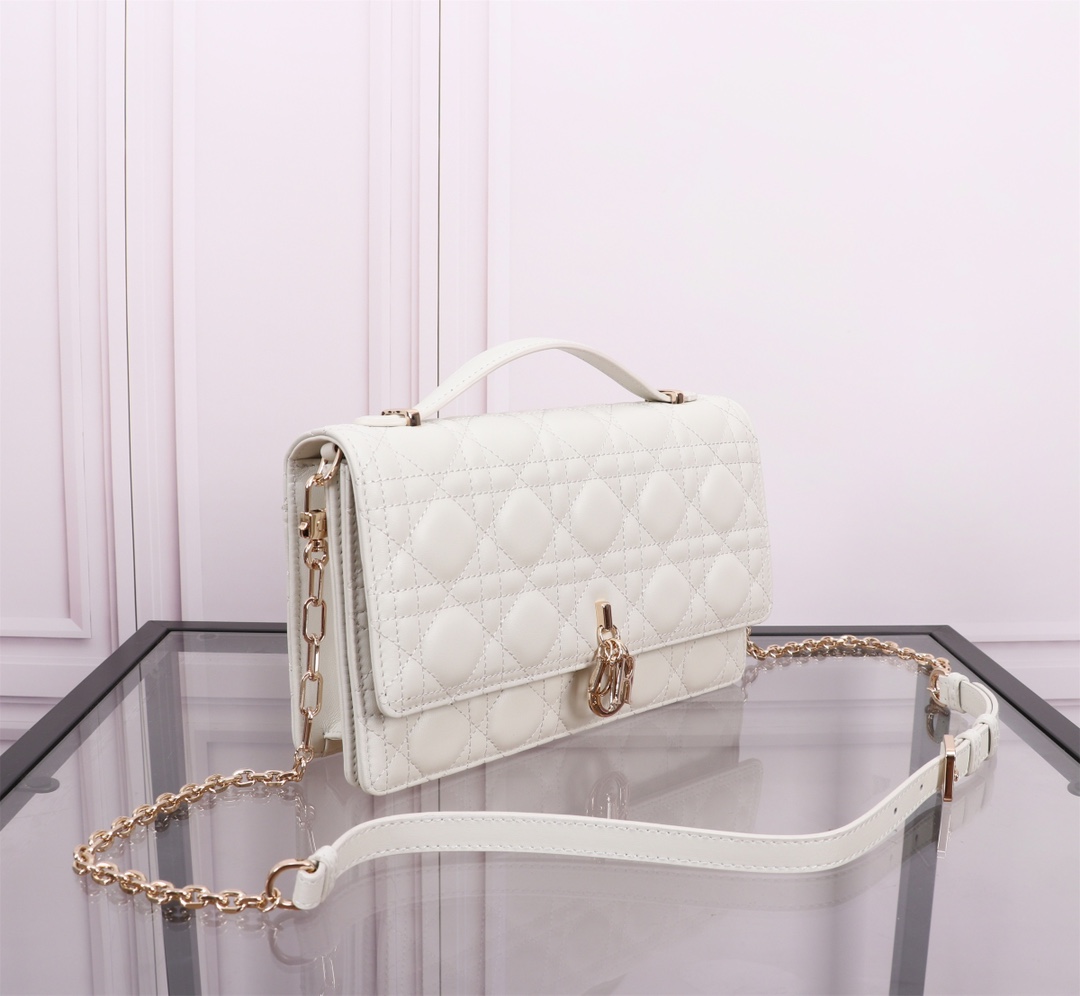 D*or handbags aaa(women)-519