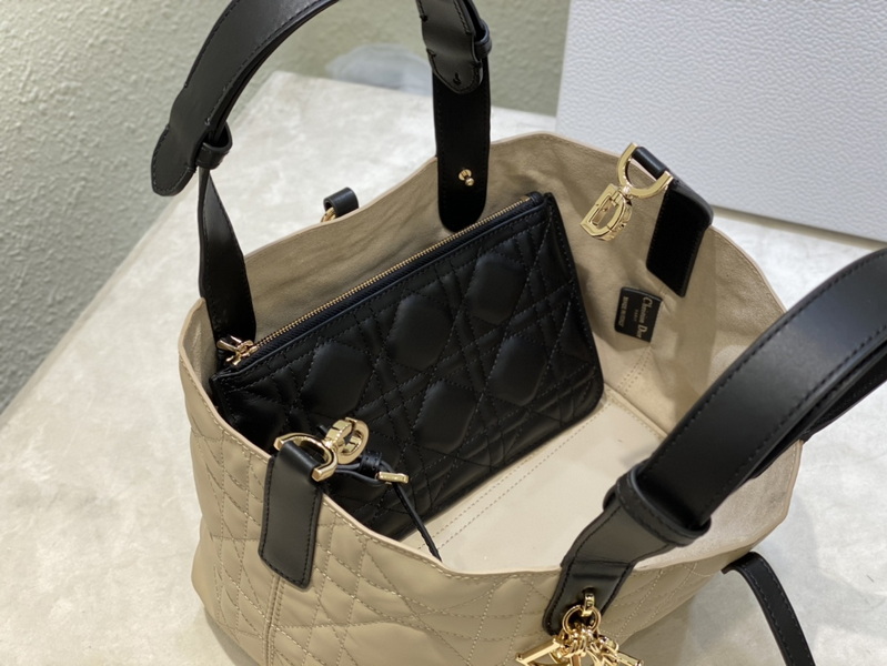 D*or handbags aaa(women)-566