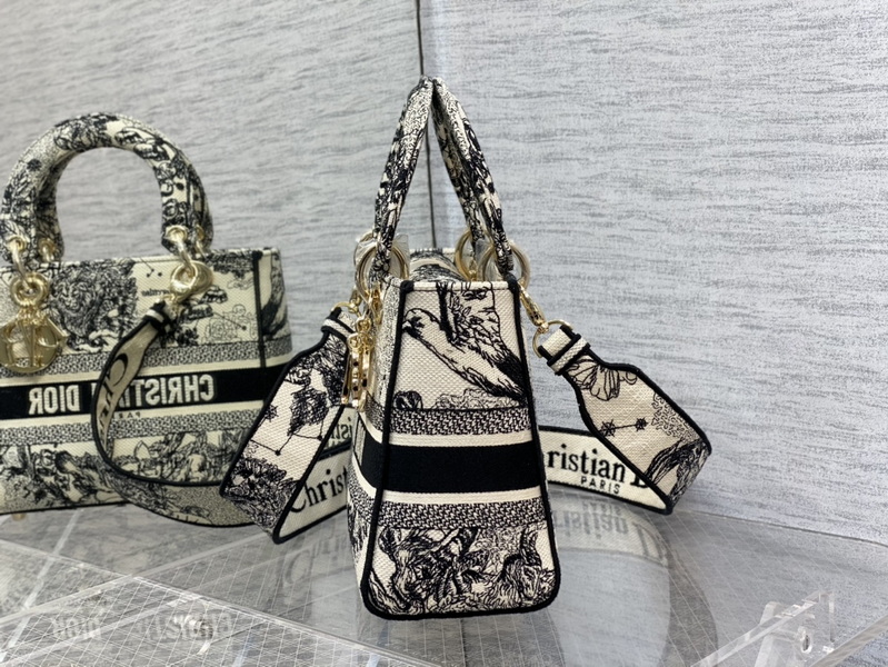 D*or handbags aaa(women)-666