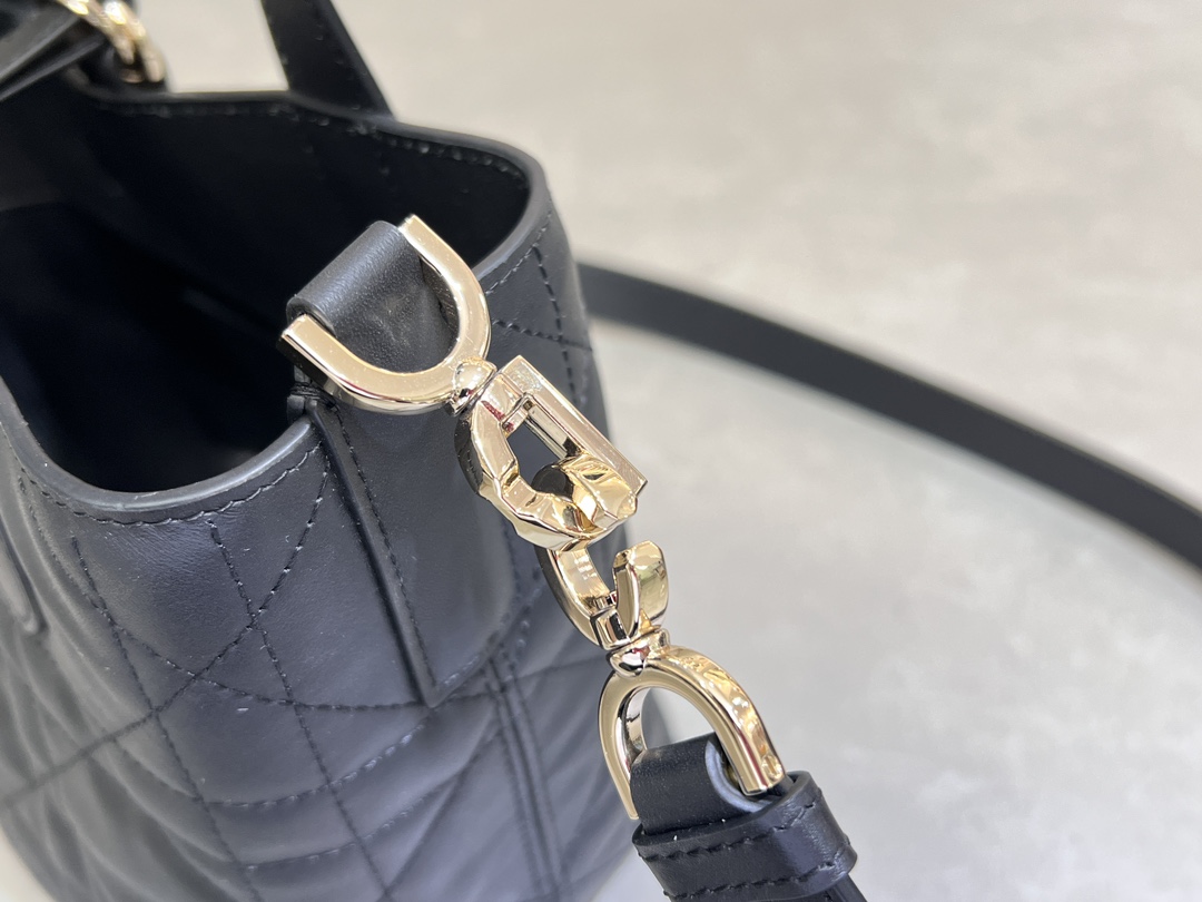 D*or handbags aaa(women)-689