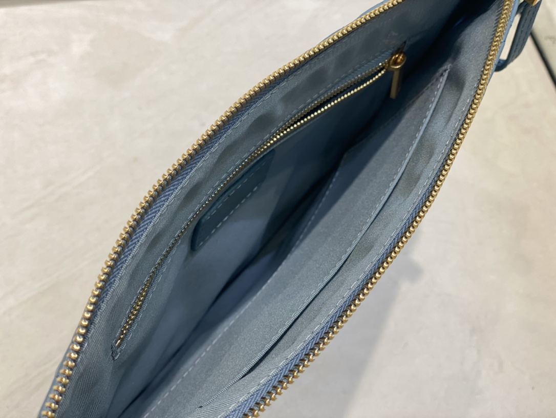 D*or clutch bag(aaa)-003