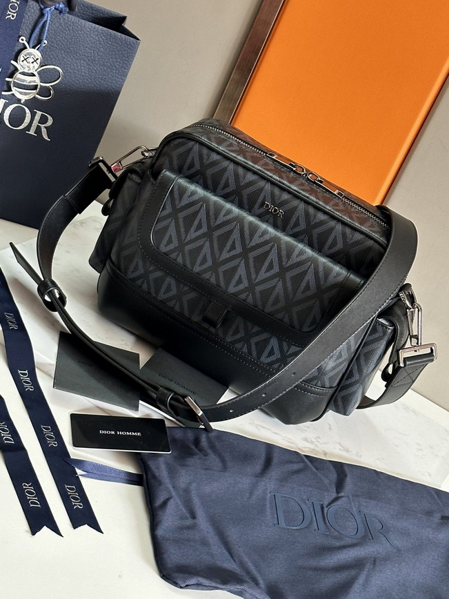 D*or handbags aaa(men)-018