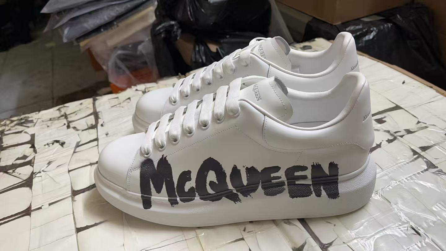 ale*d*r M*Q*en shoes(aaa)-165