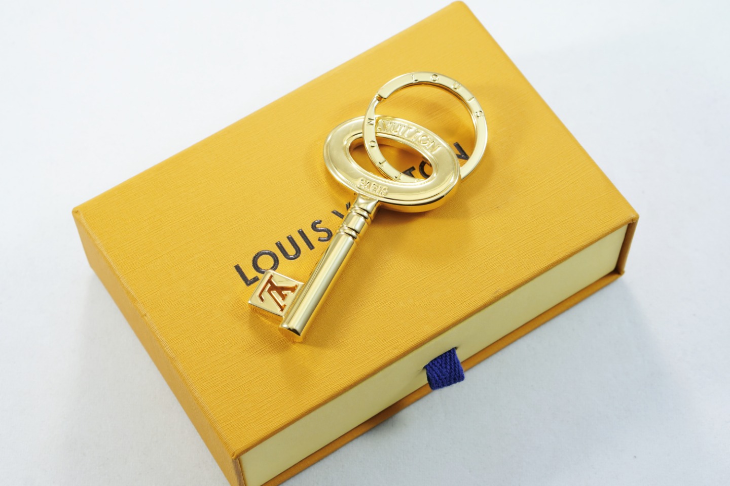 LV Key Ring-020