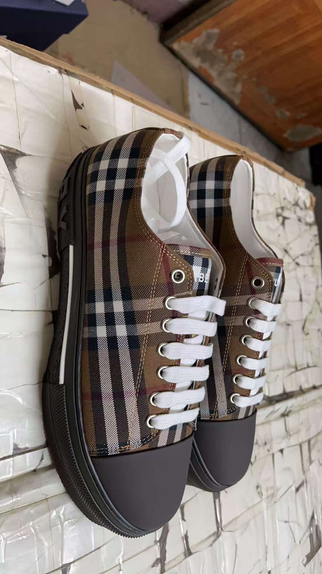 B**rry shoes(aaa)-124