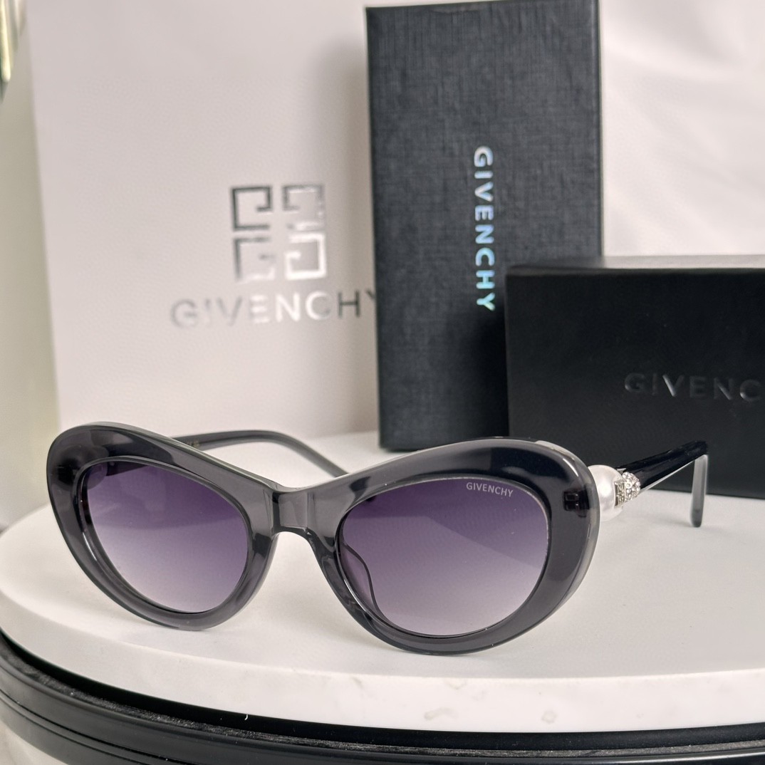 GIVENCHY Sunglasses(AAAA)-315