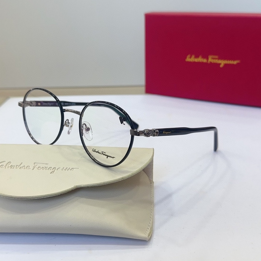 FERRAGAMO Sunglasses(AAAA)-384