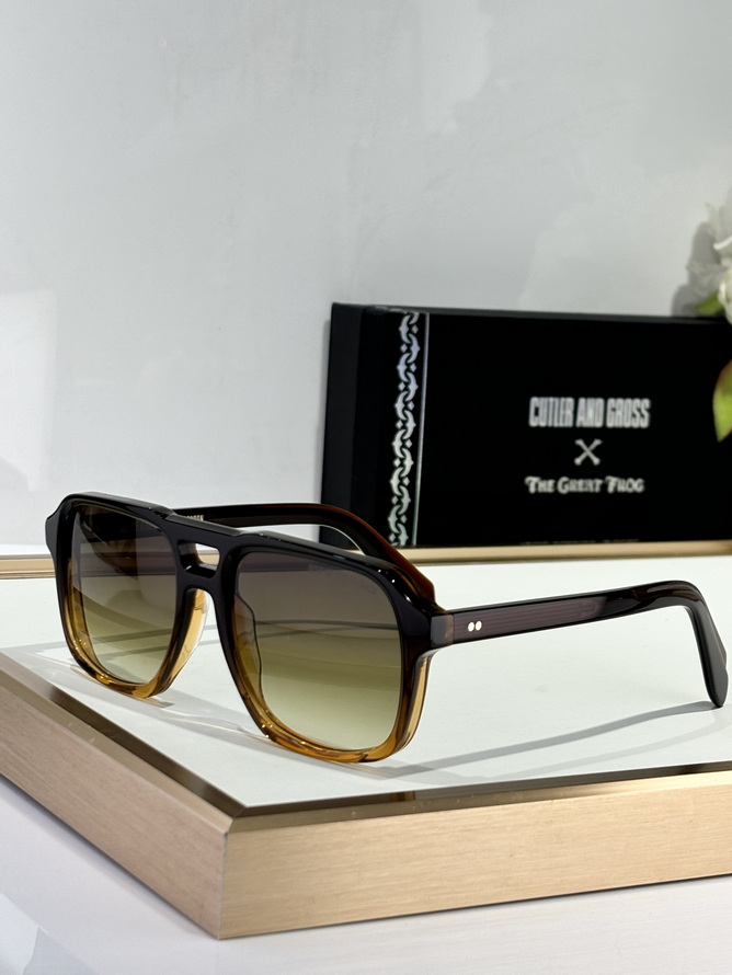 CUTLER AND GROSS Sunglasses(AAAA)-005