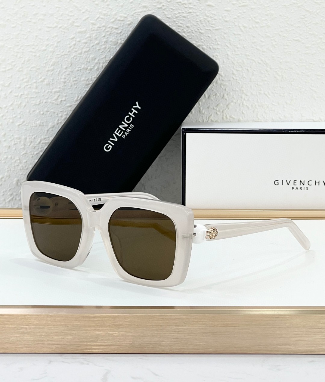 GIVENCHY Sunglasses(AAAA)-271