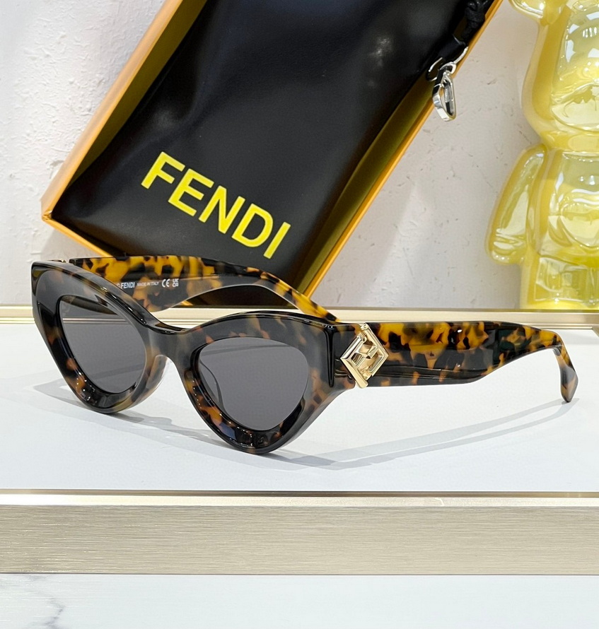 FENFDI Sunglasses(AAAA)-142