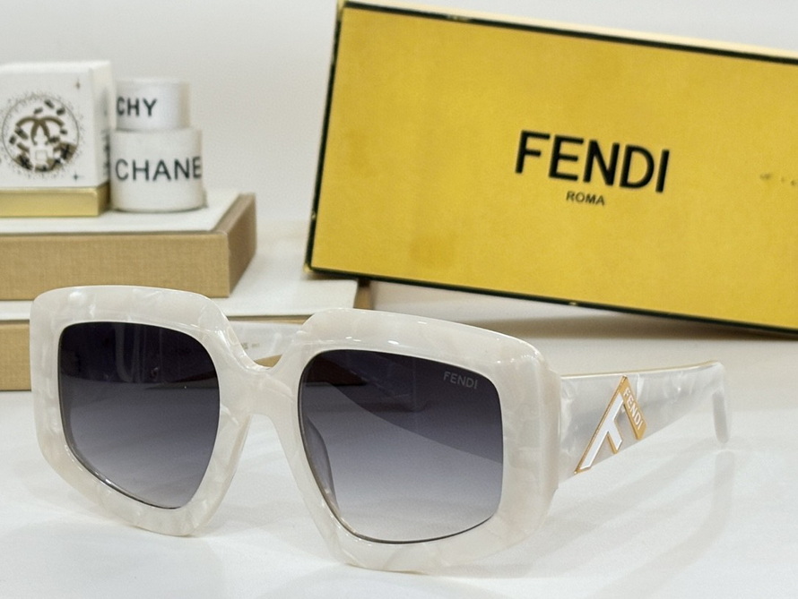 FENFDI Sunglasses(AAAA)-109