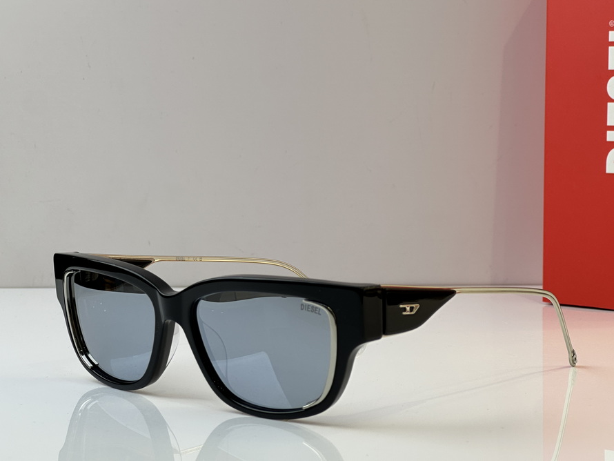 DIESEL Sunglasses(AAAA)-030