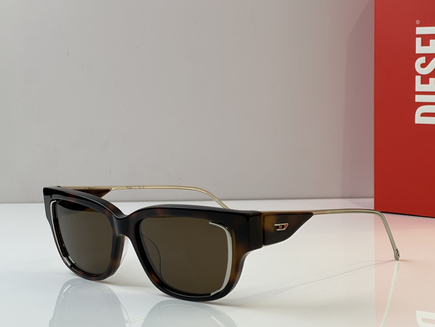DIESEL Sunglasses(AAAA)-031