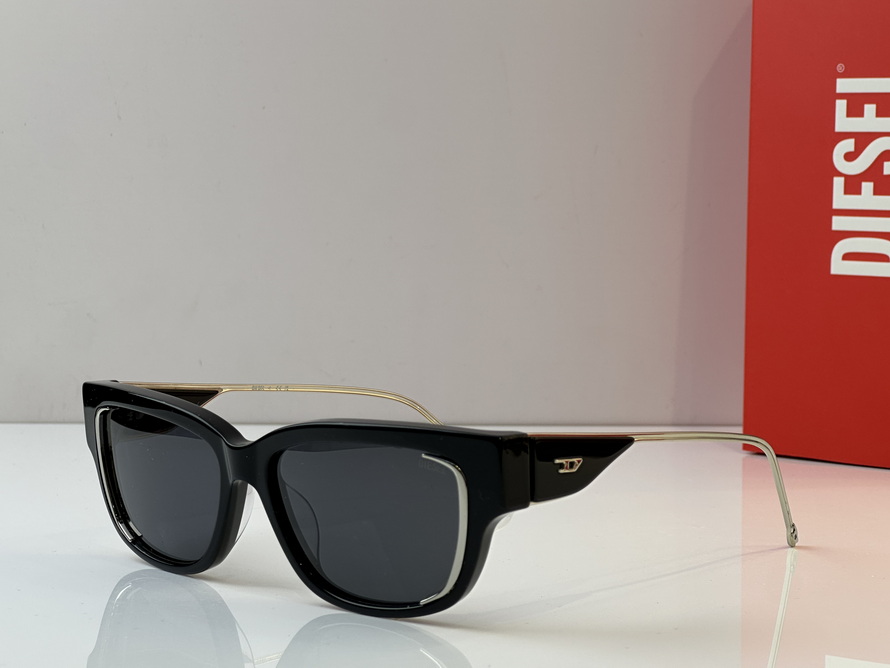 DIESEL Sunglasses(AAAA)-029