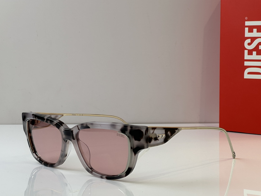 DIESEL Sunglasses(AAAA)-028