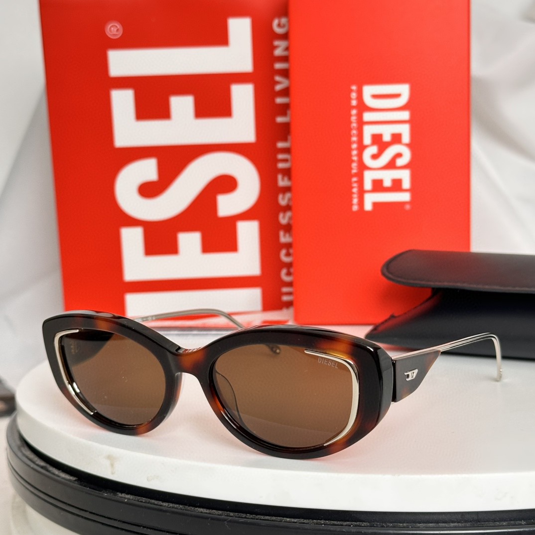 DIESEL Sunglasses(AAAA)-003