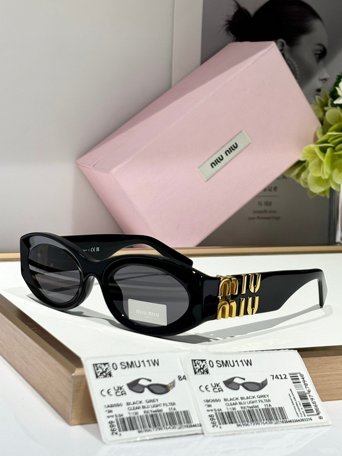 M*um*u sunglasses(aaaa)-686