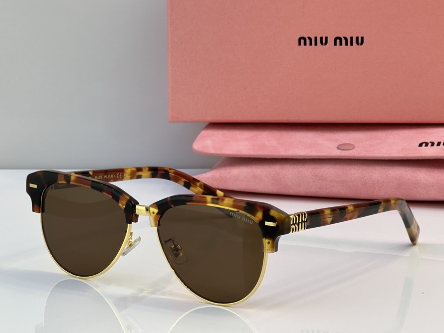 M*um*u sunglasses(aaaa)-557