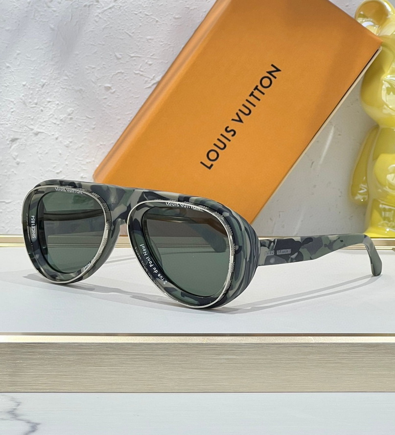 LV Sunglasses(AAAA)-2605