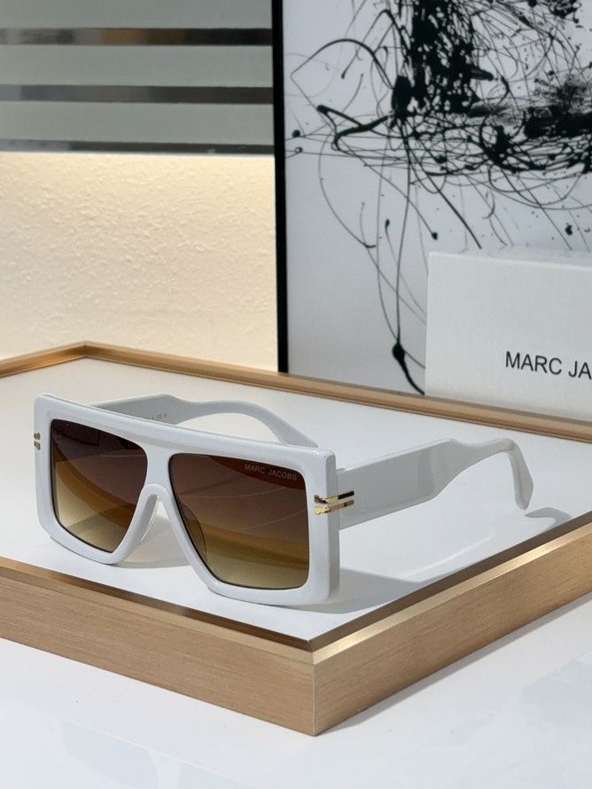 Marc Jacobs Sunglasses(AAAA)-038
