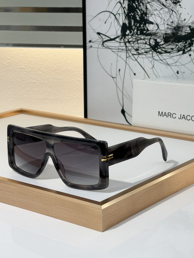 Marc Jacobs Sunglasses(AAAA)-036
