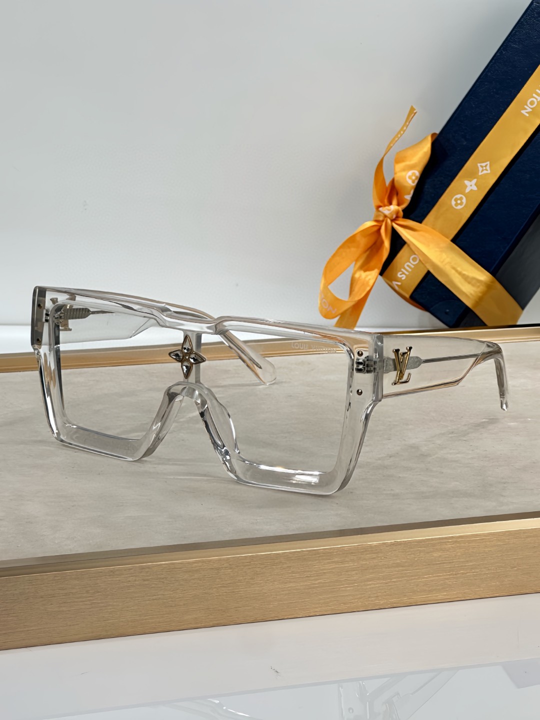 LV Sunglasses(AAAA)-2392