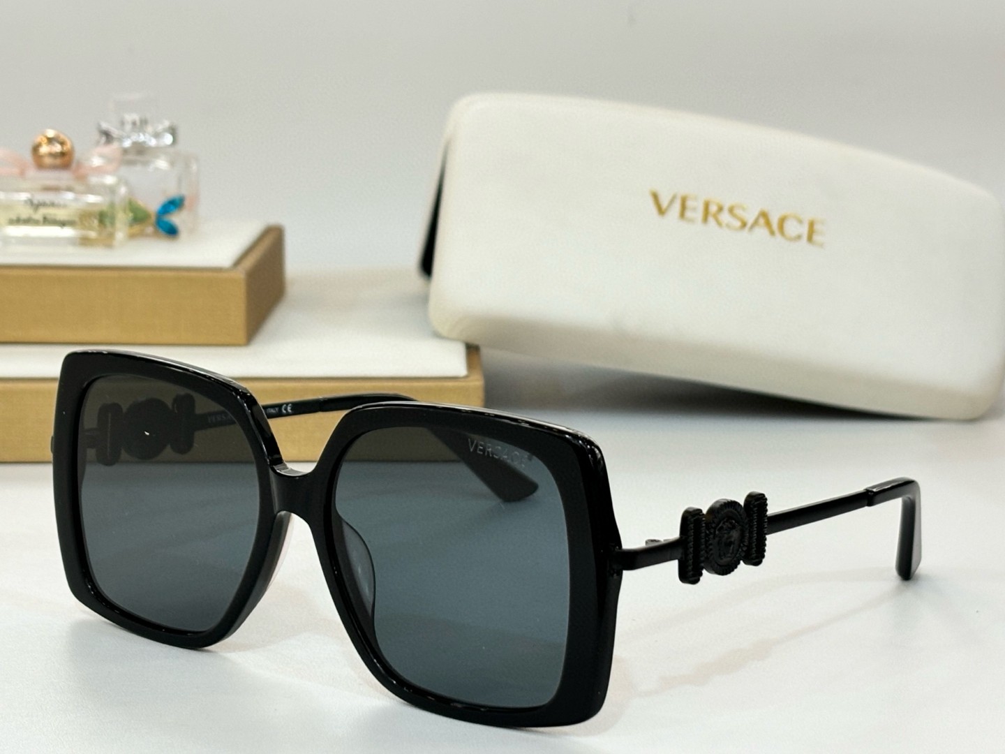 Versace Sunglasses(AAAA)-2709