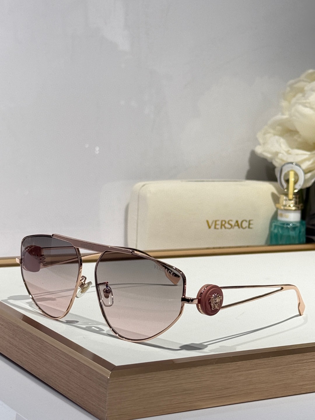 Versace Sunglasses(AAAA)-2695