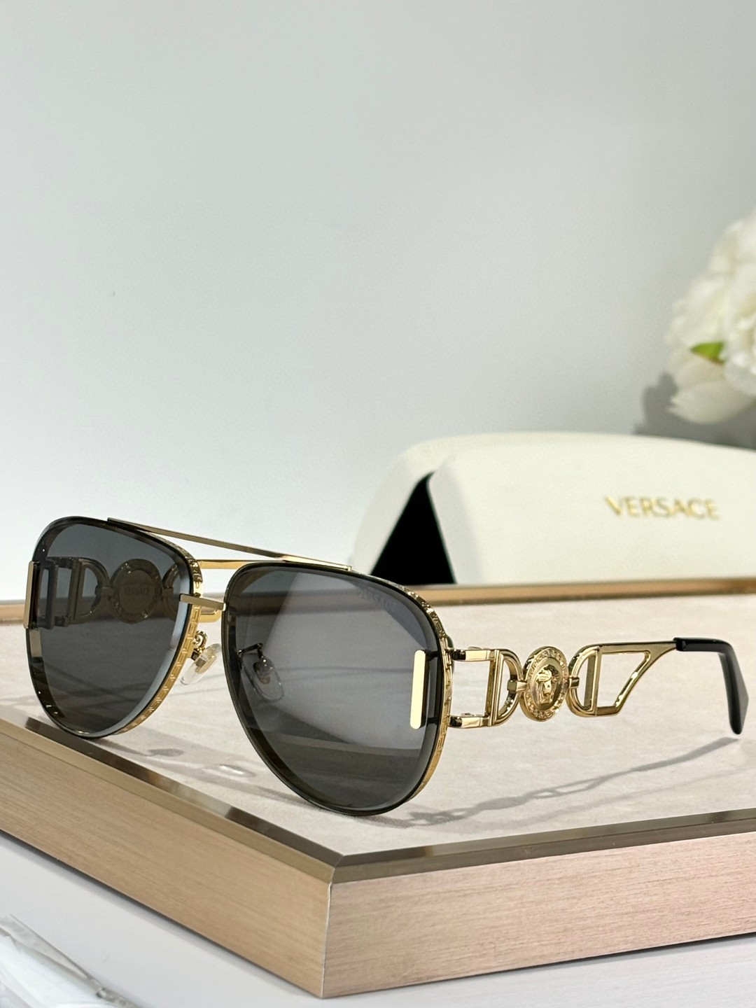 Versace Sunglasses(AAAA)-2676