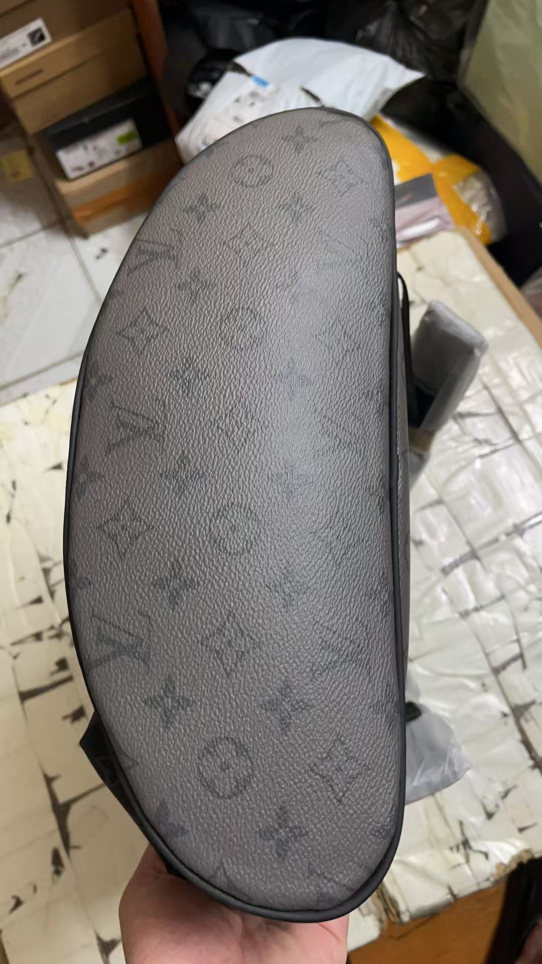 LV Backpack(AAA)-200