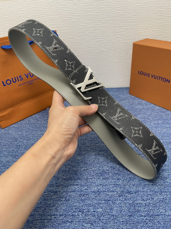 LV Belts(AAAAA)-2502