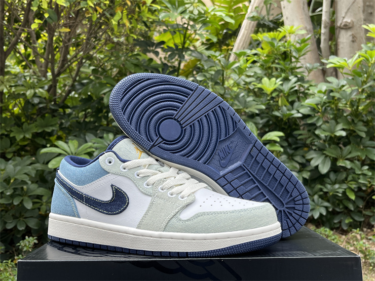 Air Jordan 1 Low-319