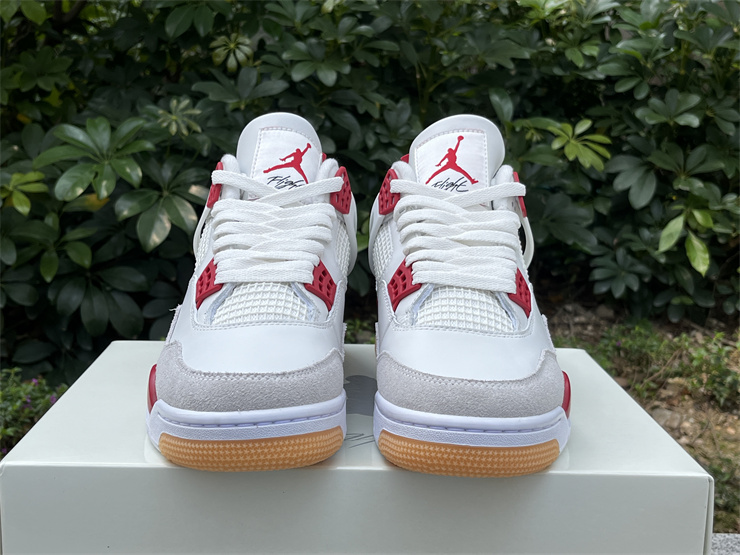 Air Jordan 4 Varsity Red Nike SB x Jordan