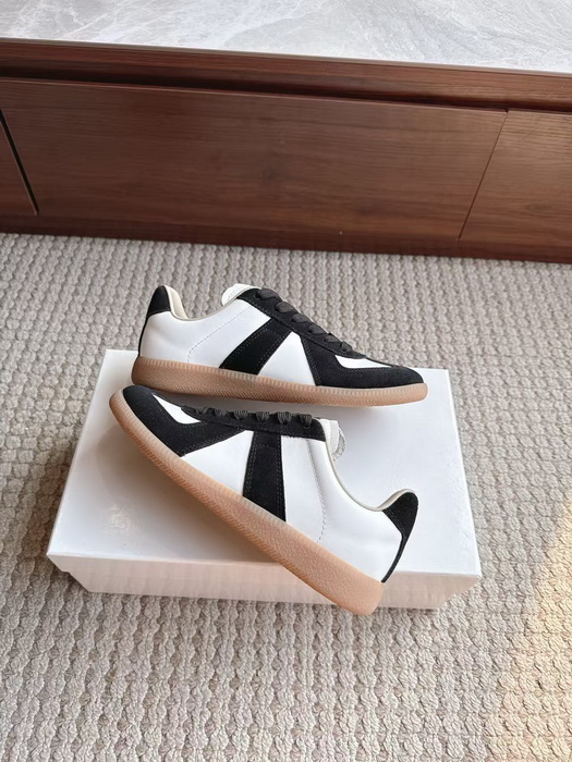 ma*s*n Ma*i*la shoes-018