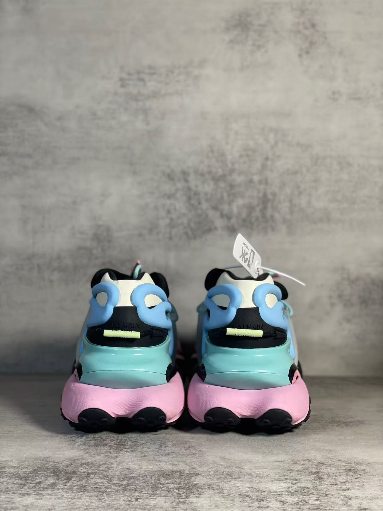 Balmain Shoes(AAA)-010