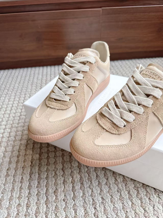 ma*s*n Ma*i*la shoes-019