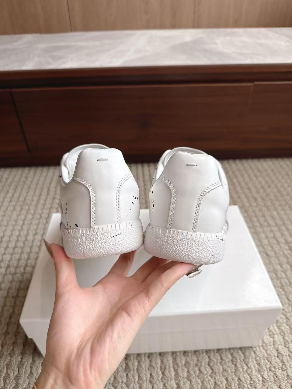 ma*s*n Ma*i*la shoes-015