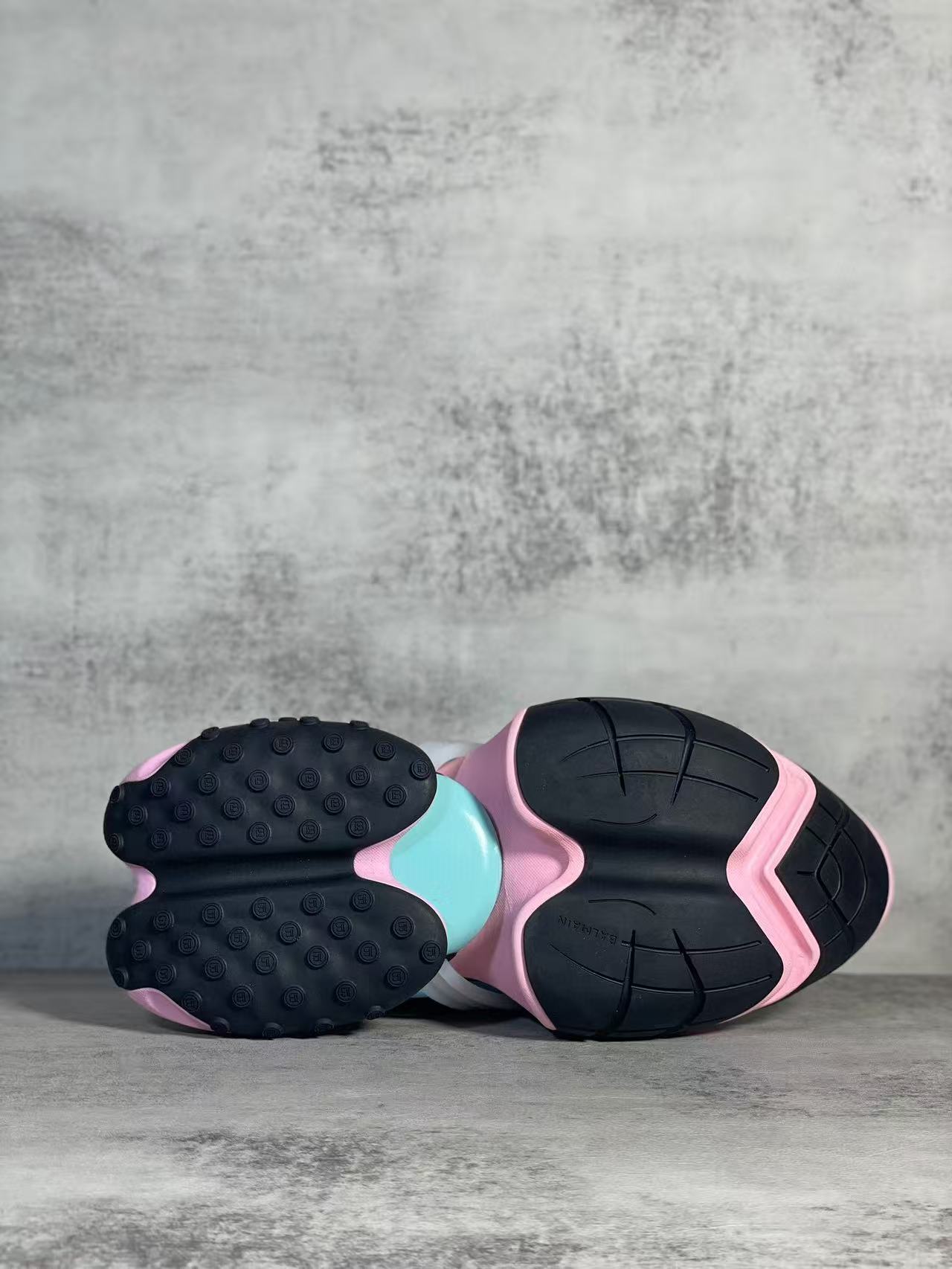 Balmain Shoes(AAA)-010