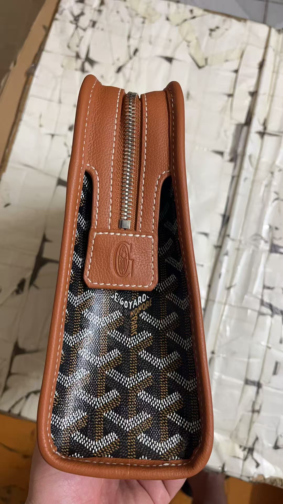 Go*ard handbags aaa(men)-038