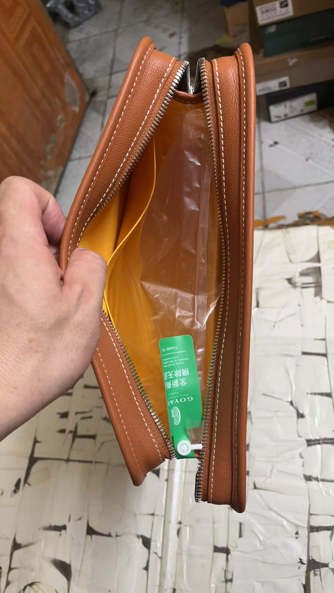 Go*ard handbags aaa(men)-038