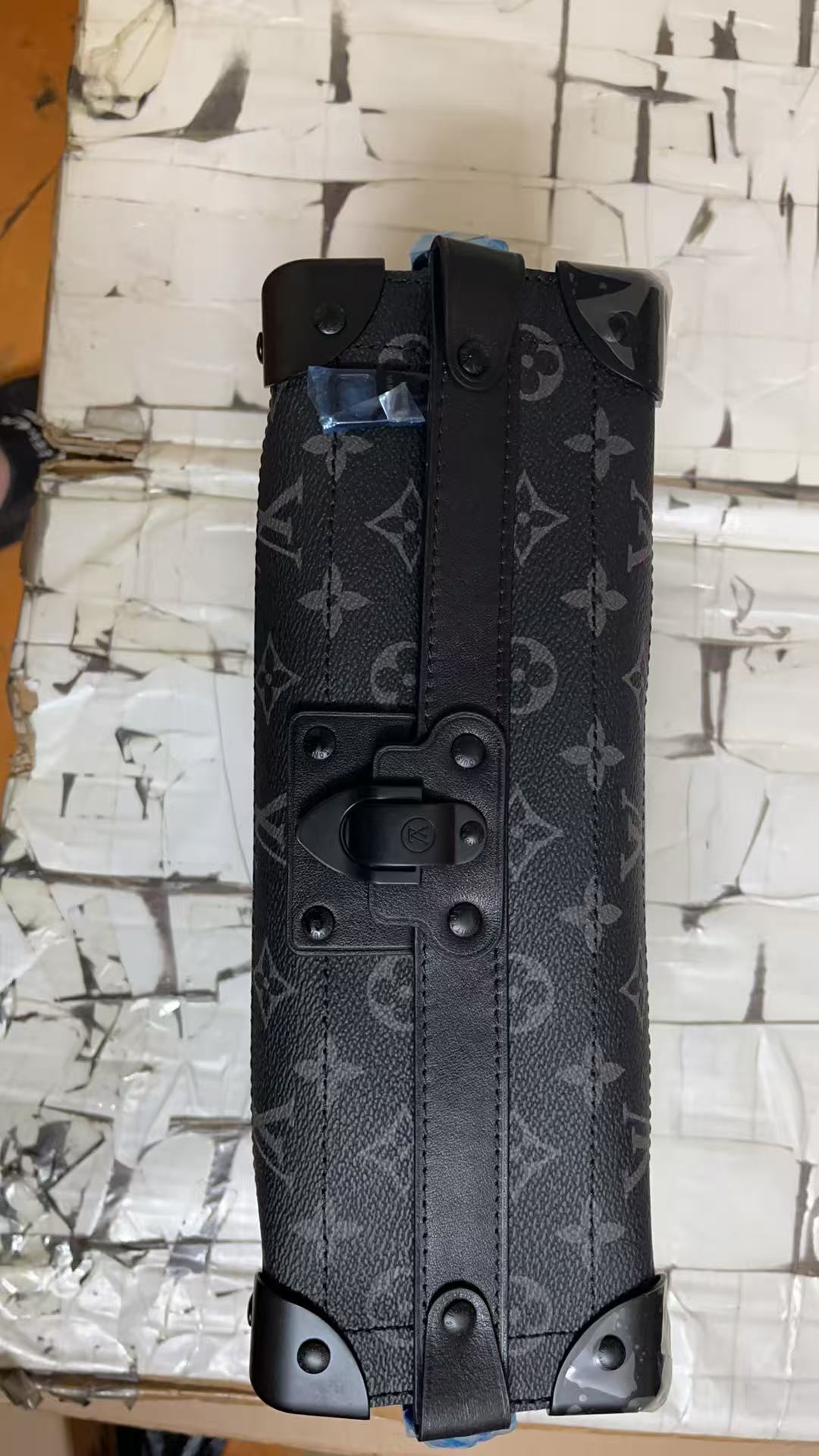 LV Handbags AAA(Women)-2005