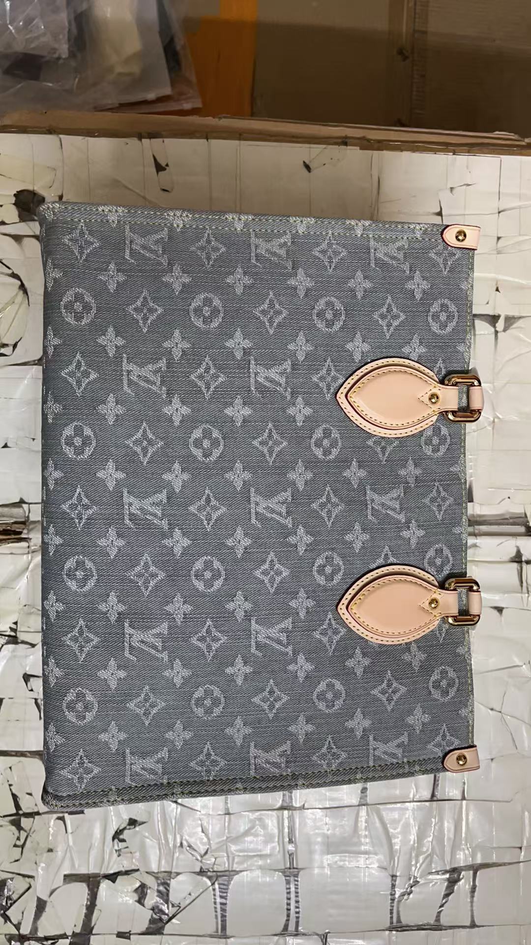 LV Handbags AAA(Women)-2006