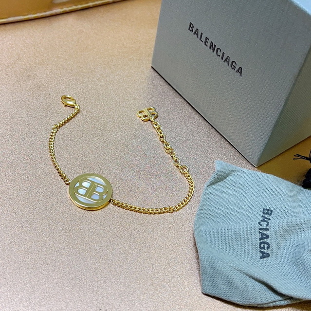 Ba*len*cia*ga bracelet-007